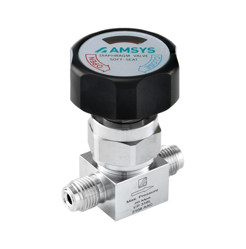 Клапан мембранный AMFLO, DV26 MV4, нержавеющий SS316L, 206 bar, 2-х портовый, соединения VCR 1/4" наруж. + приварной ниппель с гайкой VCR 1/4"